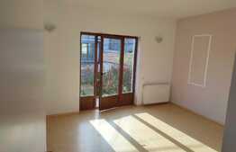 Casa individuala,180 mp utili, curte de 200 mp, zona Platinia