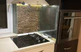 Apartament spațios de 3 camere, etaj intermediar, decomandat, zona Vlahuță