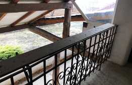 Investitie pretabila pentru azil de batrani, 11 camere, 926 mp, in Codlea