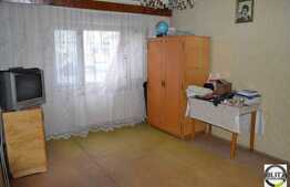 Vanzare 2 camere decomandate, orientare sudica, loc parcare si terasa de 200 mp!