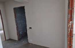 Apartament 3 camere, 63 mp, CF, parcare, zona Stejarului