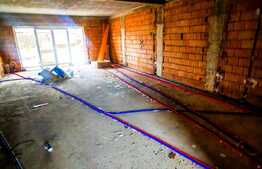 Casă de tip duplex de 120 mp, cartier Izvor