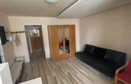 Garsoniera de inchiriat, 28 mp, decomandata, zona Bucegi