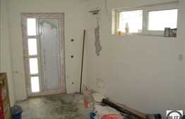 2 camere de vanzare, semifinisat, 110.88 mp utili, zona Campului, cu parcare