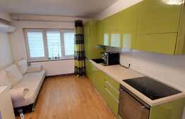 3 camere, 60 mp, zona strazii Horea. Disponibil cu 1 Martie