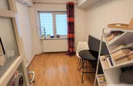 3 camere, 60 mp, zona strazii Horea. Disponibil cu 1 Martie