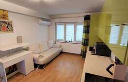 3 camere, 60 mp, zona strazii Horea. Disponibil cu 1 Martie