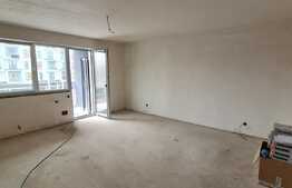 Apartament de 2 camere, garaj, zona Eroilor