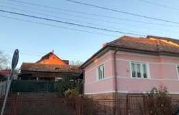 De vanzare casa in calcan, front de 17 ml, teren 442 mp, zona Maramuresului