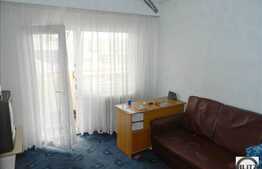 Vanzare 3 camere decomandate, 84 mp, imobil izolat termic, zona Aurel Vlaicu.