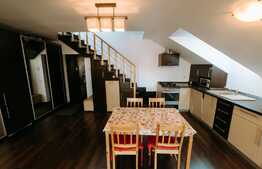 Apartament de 3 camere, 100mp, garaj, zona strazii Buna ziua