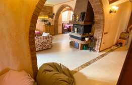 Apartament exclusivist, 4 camere, de lux, în vilă, Andrei Mureșanu