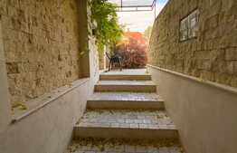 Apartament exclusivist, 4 camere, de lux, în vilă, Andrei Mureșanu