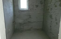 Apartament 2 camere, decomandat, 54.48 mp, CF, gradina 40 mp