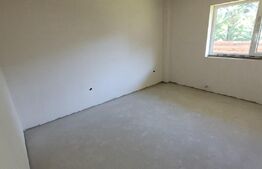 Apartament 2 camere, decomandat, 54.48 mp, CF, gradina 40 mp