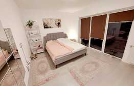 Priveliste superba! Apartament 2 camere, 59 mp, terasa 60 mp, etaj intermediar! Zona VIVO