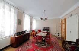 Investiție! Apartament la casă, 4 camere, 114 mp, terasă și balcon 41 mp, priveliște deosebită, Centrul Vechi