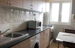 Apartament 3 camere, decomandat, 75 mp, 3 balcoane, zona Piata Cipariu