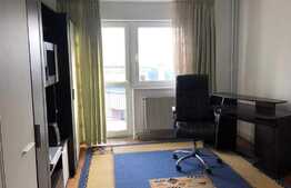 Apartament 3 camere, decomandat, 75 mp, 3 balcoane, zona Piata Cipariu