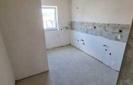 Apartament 3 camere decomandate, 72.77 mp, CF, zona Terra