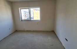 Apartament 3 camere decomandate, 72.77 mp, CF, zona Terra