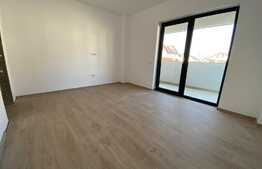 Apartament 2 camere, decomandat, 57 mp, terasa 44 mp, zona Tractorul