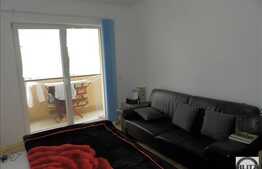 Vanzare 2 camere, decomandat, 52 mp, balcon, zona Florilor!