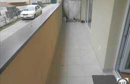 Vanzare 2 camere, decomandat, 52 mp, balcon, zona Florilor!