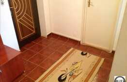 Vanzare apartament 1 camera, decomandat, 45 mp utili, zona OMV, cu boxa
