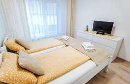 Apartament 2 camere, balcon, parcare, zona strazii Corneliu Coposu