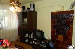 Vanzare 2 camere, 56 mp utili, zona strazii Campina, cu parcare