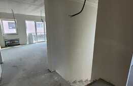 Apartament in vila, 4 camere, CF, semifinisat, zona Tineretului 