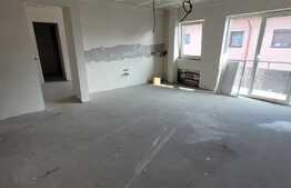 Apartament in vila, 4 camere, CF, semifinisat, zona Tineretului 