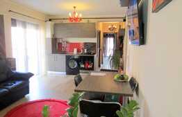 Apartament de 3 camere, gradina 80 mp si parcare!