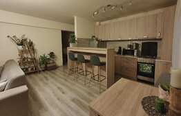 Apartament 2 camere de lux, 54 mp, etaj intermediar, parcare, zona Cetatii