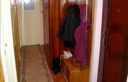 Vanzare 2 camere decomandate in zona strazii Primaverii. Boxa la subsol inclusa!