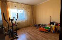 Apartament 3 camere, zona strazii Fabricii de Zahar!