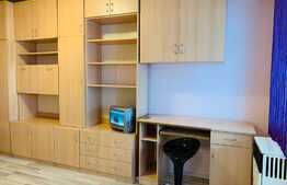 Garsoniera, 25 mp,  balcon, zona Gării