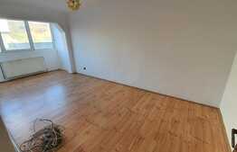 Apartament decomandat, 2 camere, 54 mp, etaj intermediar, zona Auchan