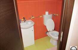 Penthouse cu 155 mp utili, 4 camere, in imobil tip vila! Garaj si parcare!