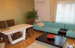 Penthouse cu 155 mp utili, 4 camere, in imobil tip vila! Garaj si parcare!