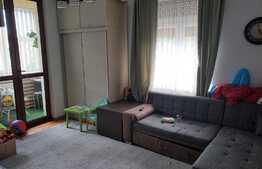 Apartament de 2 camere, decomandat, zona Centrul Civic