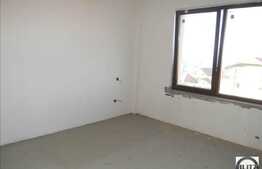 Apartament cu 4 camere, decomandat, 82 mp , semifinisat, imobil  2013