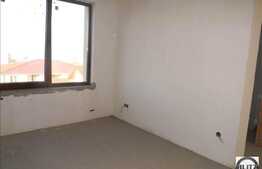Apartament cu 4 camere, decomandat, 82 mp , semifinisat, imobil  2013