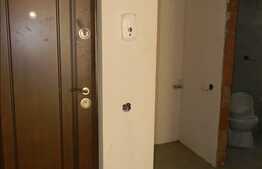 Apartament cu 4 camere, decomandat, 82 mp , semifinisat, imobil  2013