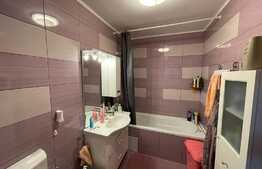 Apartament de 3 camere, 68 mp, 2 parcari, zona Terra!