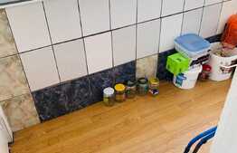 Apartament de 3 camere decomandate, 64mp + 2 balcoane, etaj intermediar, zona Campului