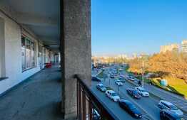 Spatiu comercial, 90 mp, la mezanin, zona Titulescu!