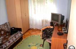 Apartament cu 3 camere, 68 mp, decomandat