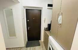 Apartament de 3 camere, etaj intermediar, zona Nora 